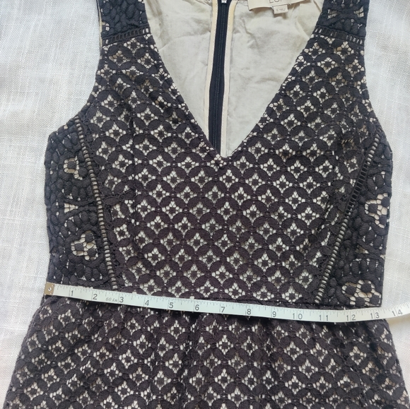 *LOFT* Black lace v-neck sleeveless mini dress - Picture 4 of 6